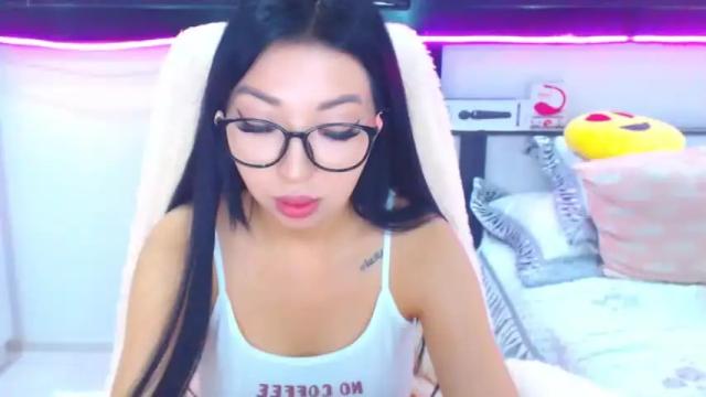 Image 10 of jennycharming8 Stream on Chaturbate on 16 months ago