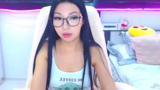 Image 12 of jennycharming8 Stream on Chaturbate on 16 months ago