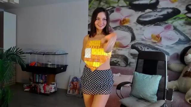 Image 2 of jennycutey Stream on Chaturbate on 8 months ago