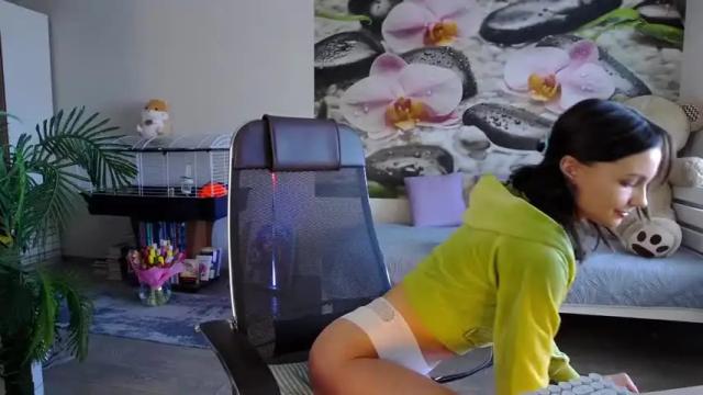 Thumbnail 1, jennycutey's Stream at Chaturbate, 15 months ago
