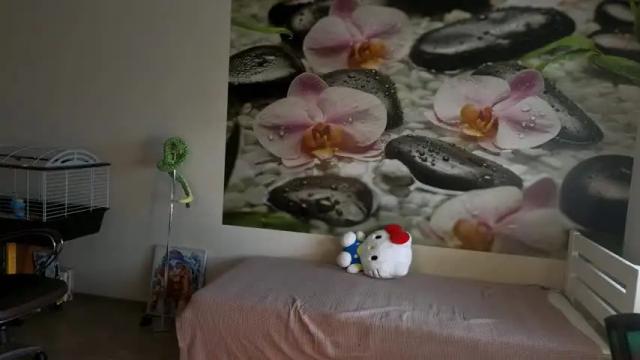 Image 12 of jennycutey Stream on Chaturbate on 9 days ago