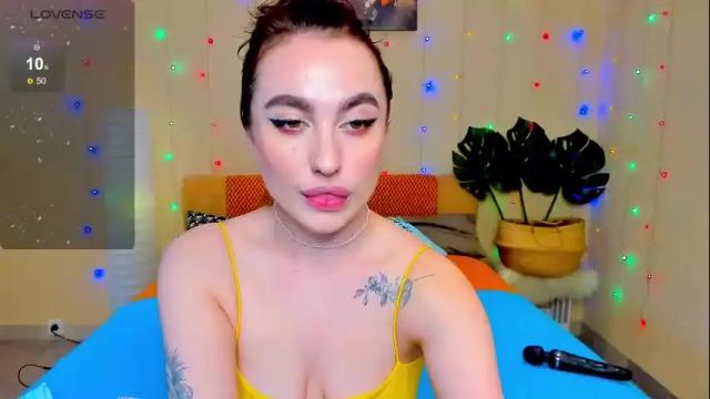 Image 3 of jennydance Stream on Chaturbate on 10 days ago