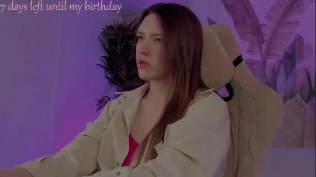 Image 2 of jennydens Stream on Chaturbate on 2 months ago