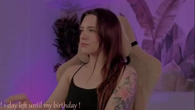 Image 11 of jennydens Stream on Chaturbate on 2 months ago