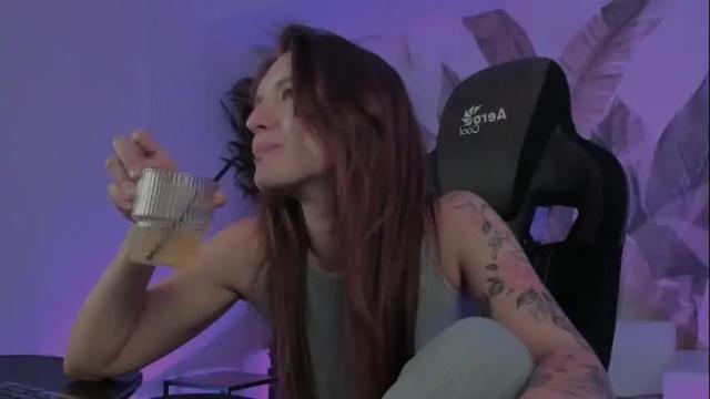 Image 10 of jennydens Stream on Chaturbate on 1 month ago