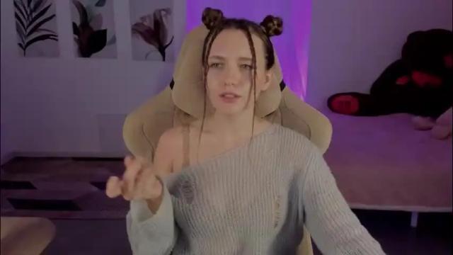 Image 2 of jennydens Stream on Chaturbate on 1 month ago