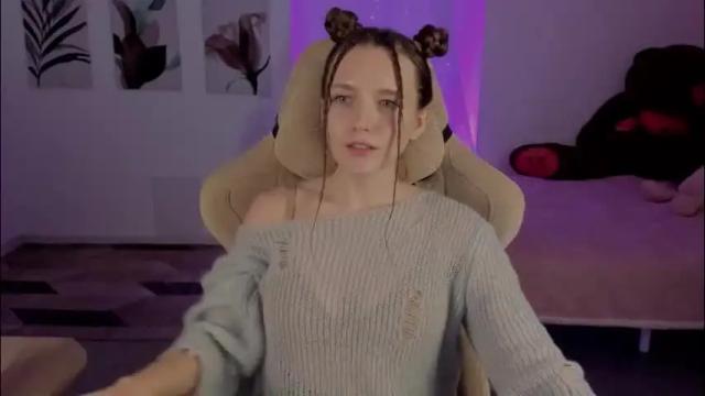 Image 3 of jennydens Stream on Chaturbate on 1 month ago