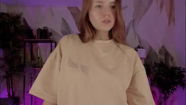 Image 12 of jennydens Stream on Chaturbate on 1 month ago