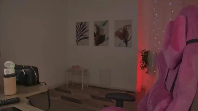 Image 7 of jennydens Stream on Chaturbate on 1 month ago