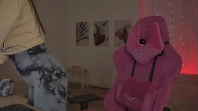 Thumbnail 3, jennydens's Stream at Chaturbate, 1 month ago