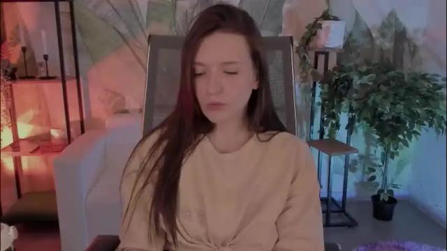 Image 3 of jennydens Stream on Chaturbate on 1 month ago