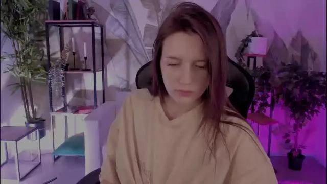 Image 3 of jennydens Stream on Chaturbate on 1 month ago