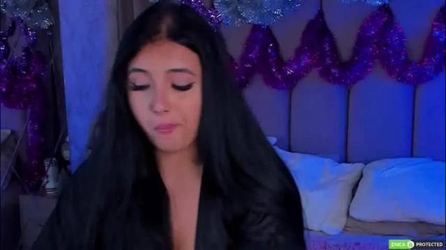 Image 6 of jennyferguson Stream on Chaturbate on 14 days ago