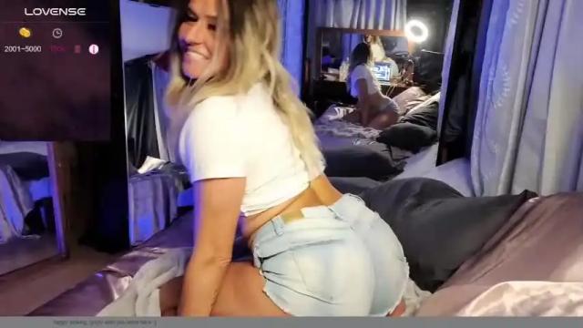Image 6 of jennyhardnipsmith Stream on Chaturbate on 21 months ago