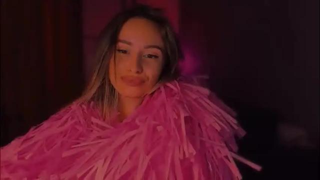 Image 3 of jennyjansen Stream on Chaturbate on 5 months ago