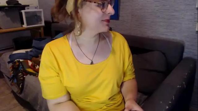 Image 2 of jennyneeds Stream on Chaturbate on 2 months ago