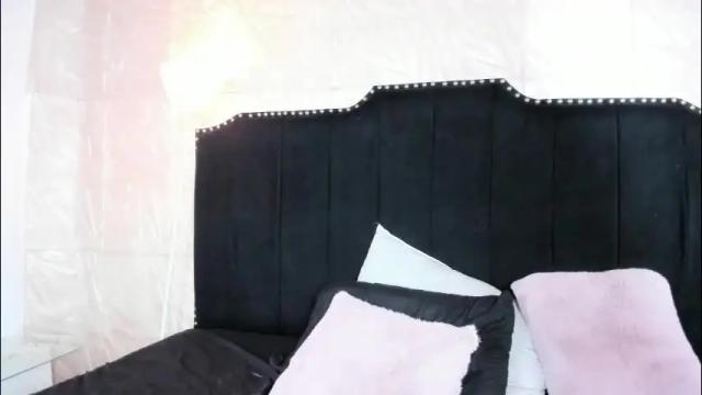Image 2 of jennyrouse Stream on Chaturbate on 12 days ago