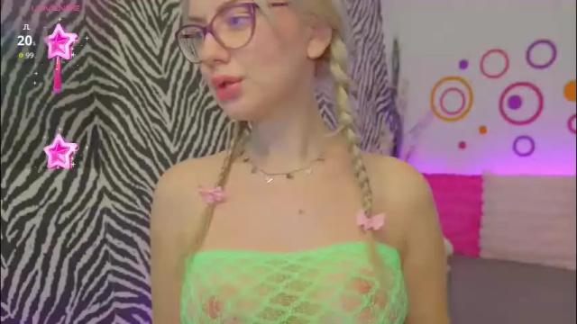 Image 8 of jennyshow Stream on Chaturbate on 2 months ago