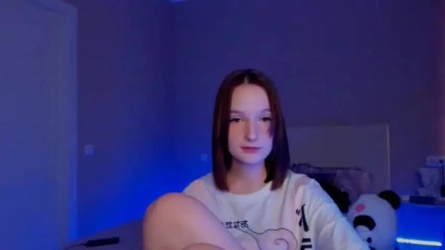 Image 12 of jennyss_ Stream on Chaturbate on 19 months ago