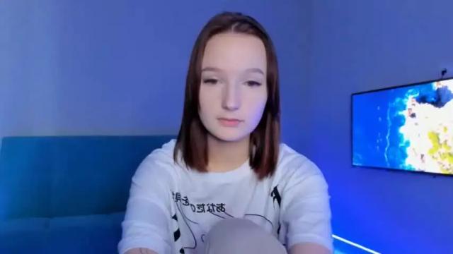 Image 3 of jennyss_ Stream on Chaturbate on 19 months ago