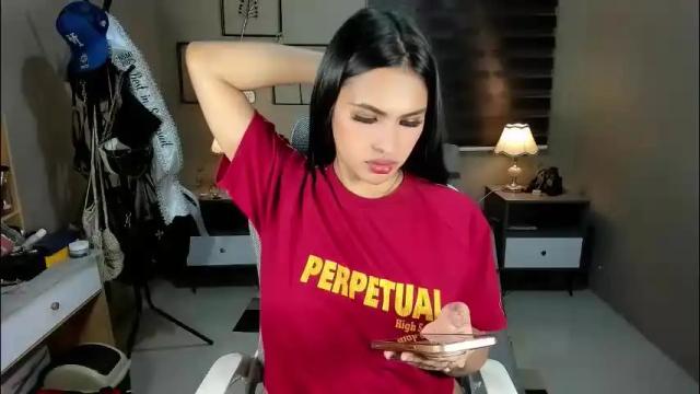 Image 2 of jerkingjenaxxx Stream on Chaturbate on 1 month ago