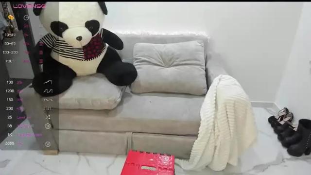 Image 7 of jes_lovely Stream on Chaturbate on 15 months ago