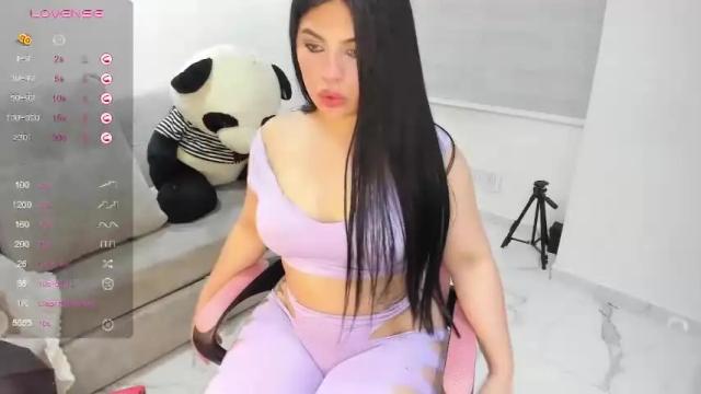 Image 6 of jes_lovely Stream on Chaturbate on 15 months ago