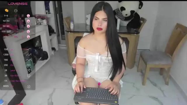 Image 2 of jes_lovely Stream on Chaturbate on 15 months ago