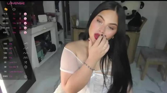 Image 8 of jes_lovely Stream on Chaturbate on 15 months ago