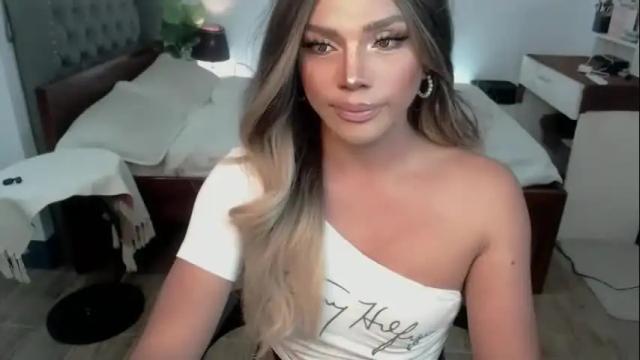 Image 3 of jesie_hot69 Stream on Chaturbate on 3 months ago