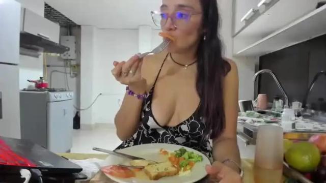 Thumbnail 1, jess1ca_herrera's Stream at Chaturbate, 13 months ago