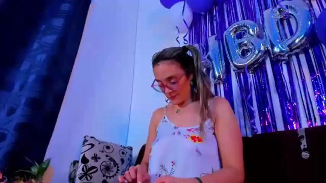 Image 12 of jess1ca_herrera Stream on Chaturbate on 12 months ago