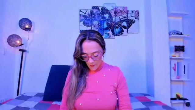 Image 4 of jess1ca_herrera Stream on Chaturbate on 12 months ago