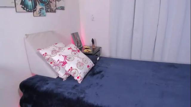 Image 2 of jess1ca_herrera Stream on Chaturbate on 2 days ago