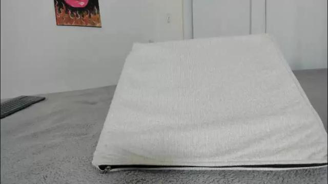 Image 8 of jess1ca_herrera Stream on Chaturbate on 1 month ago