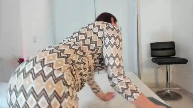 Image 6 of jess1ca_herrera Stream on Chaturbate on 1 month ago