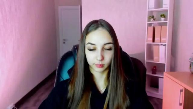 Image 10 of jess1e_jess Stream on Chaturbate on 19 months ago