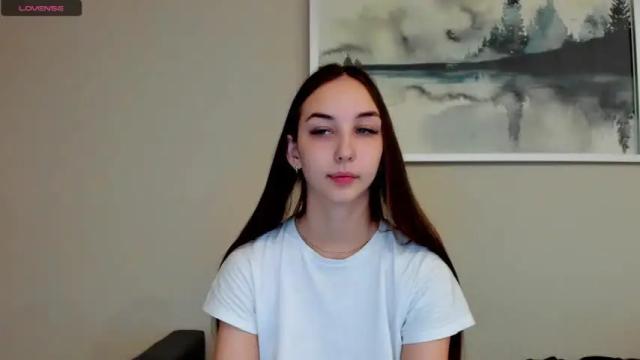 Image 4 of jess1e_jess Stream on Chaturbate on 18 months ago