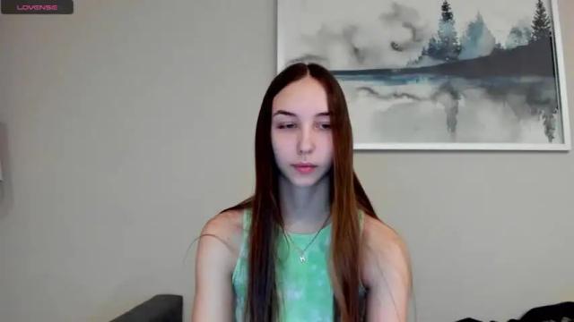Image 4 of jess1e_jess Stream on Chaturbate on 17 months ago