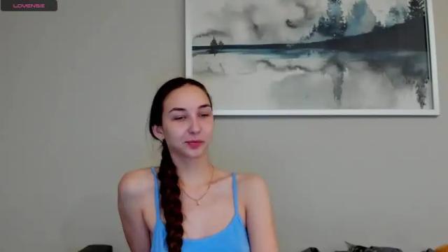 Image 4 of jess1e_jess Stream on Chaturbate on 17 months ago