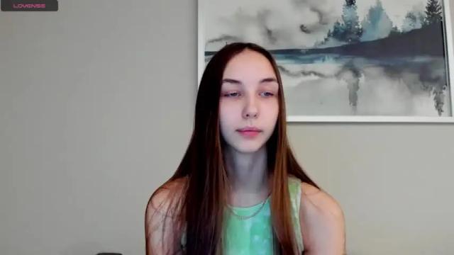 Image 4 of jess1e_jess Stream on Chaturbate on 16 months ago