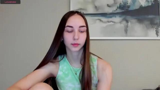 Image 8 of jess1e_jess Stream on Chaturbate on 16 months ago