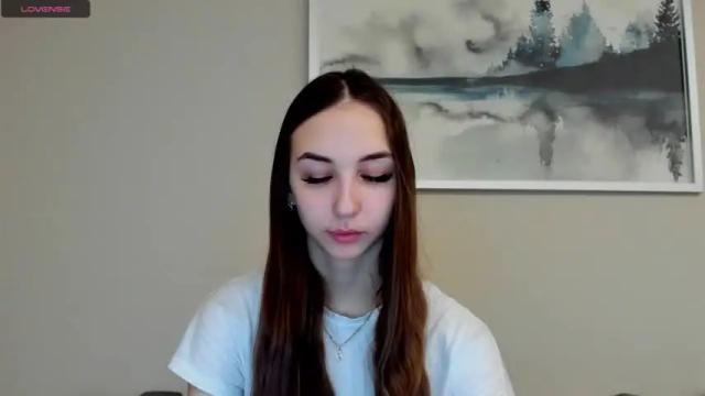 Image 4 of jess1e_jess Stream on Chaturbate on 16 months ago