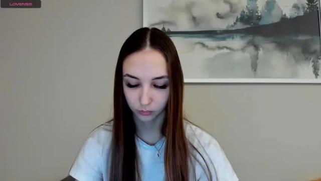 Image 6 of jess1e_jess Stream on Chaturbate on 16 months ago