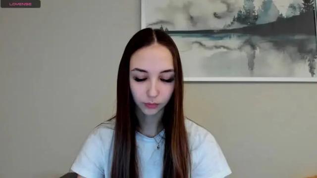 Image 7 of jess1e_jess Stream on Chaturbate on 16 months ago