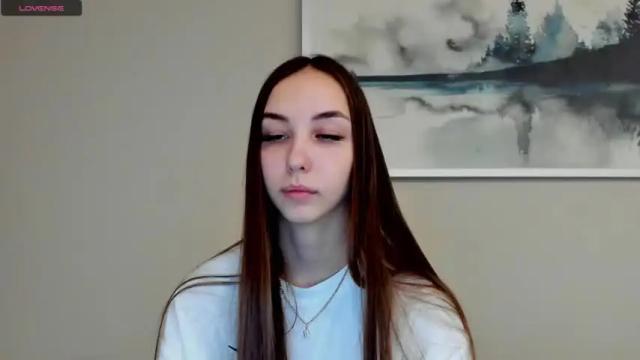 Image 4 of jess1e_jess Stream on Chaturbate on 16 months ago