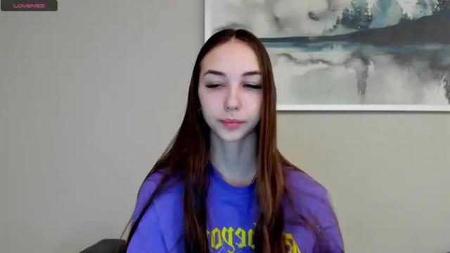 Image 3 of jess1e_jess Stream on Chaturbate on 16 months ago