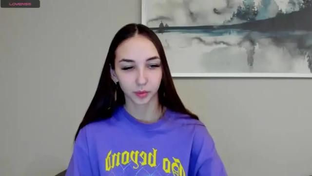 Image 7 of jess1e_jess Stream on Chaturbate on 16 months ago