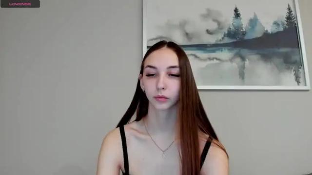 Image 12 of jess1e_jess Stream on Chaturbate on 15 months ago