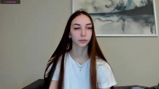 Image 7 of jess1e_jess Stream on Chaturbate on 15 months ago